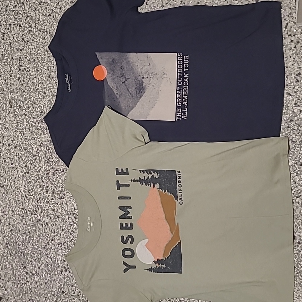 2 Graphic T-shirts Size XS